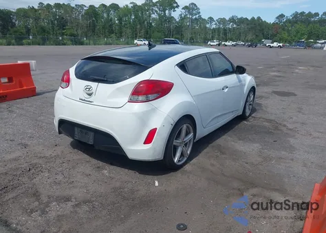 2012 Hyundai Veloster Base W/Red/Black из США, поврежденный, VIN KMHTC6ADXCU050034